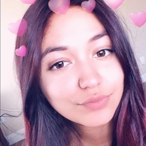 Meet your Posher, Stacy